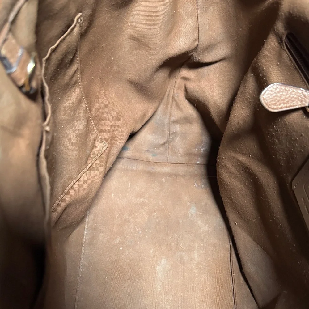 Coach Brown Large Crossgrain Street Tote bag. - Picture 12 of 14